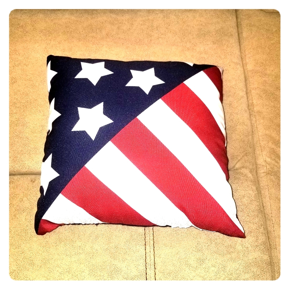Accent pillow